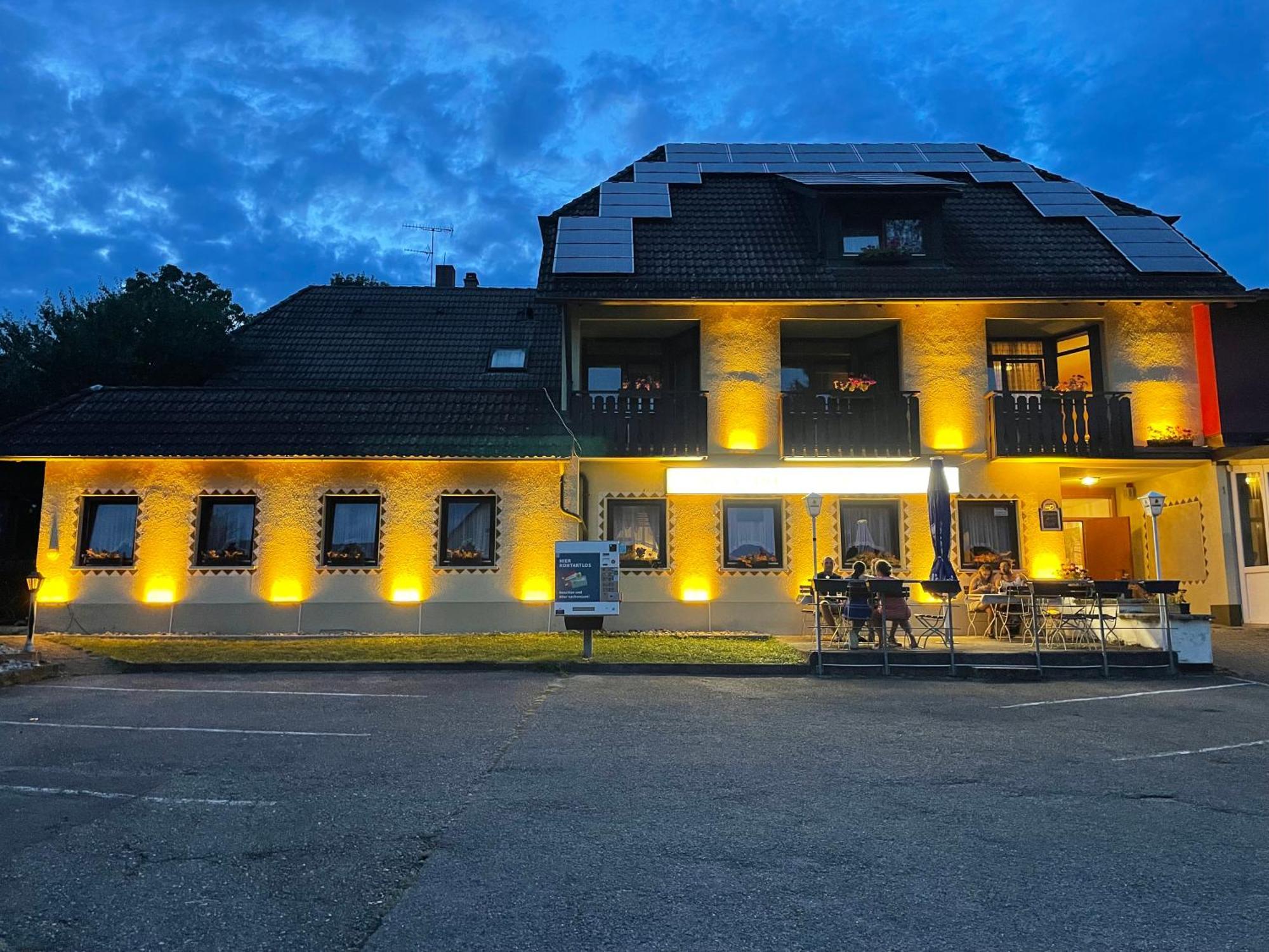 Beny Hotel Restaurant Hertingen Exterior photo