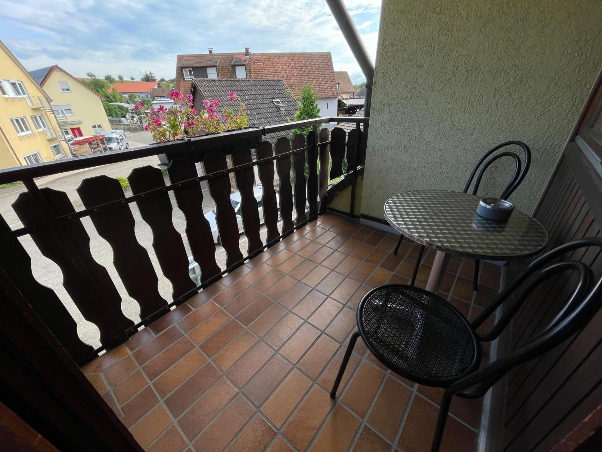 Beny Hotel Restaurant Hertingen Exterior photo